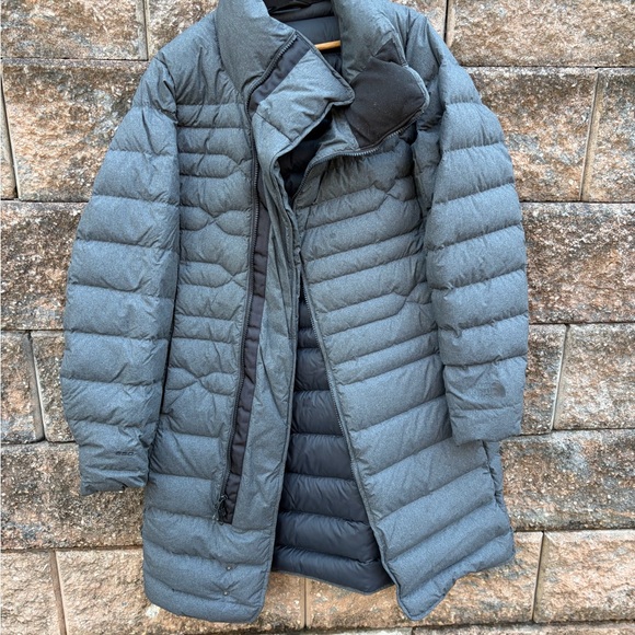 The North Face Far Northern 550 Down Puffer Coat - Picture 2 of 7